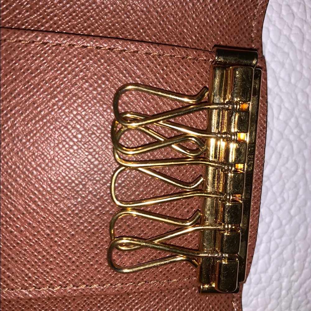 6 ring key holder - Picture 4 of 5